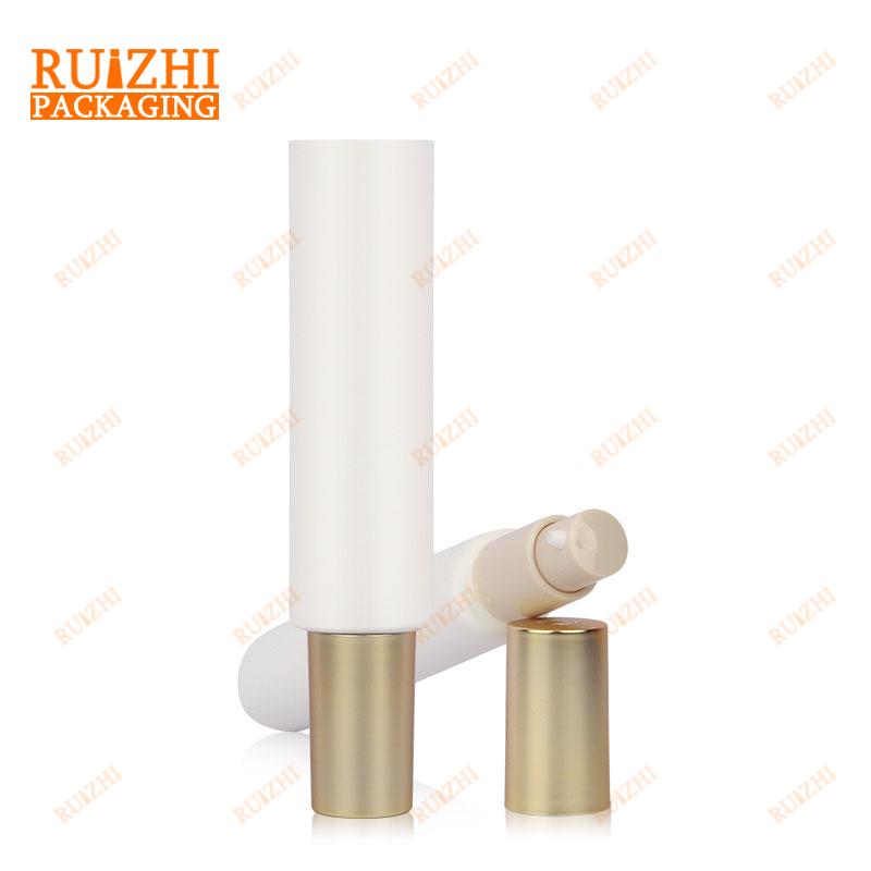 Airless pump tube}