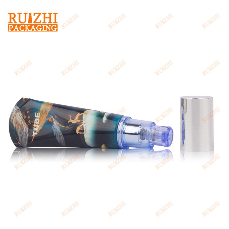 Cosmetic packaging tube}