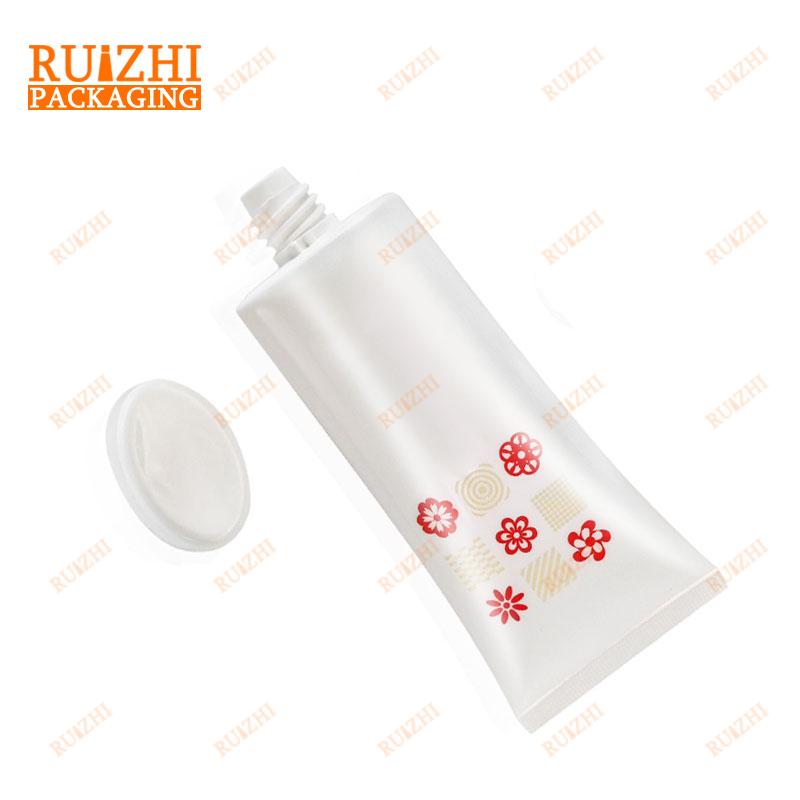 Facial cleanser tube}